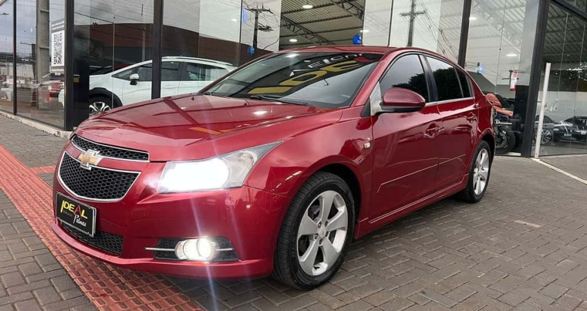 Chevrolet Cruze LT 1.8 - Vermelha - 2012/2013