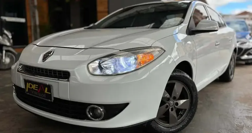 Renault Fluence Dynamique 2.0 - Branca - 2013/2014
