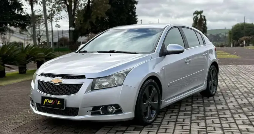 Chevrolet Cruze LT HB - Prata - 2013/2014
