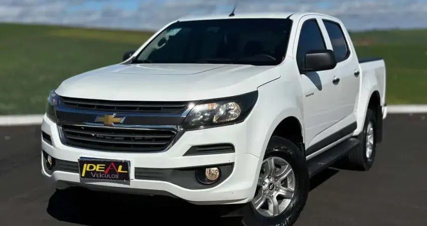 Chevrolet S-10 Pick-up Advantage 2.5  - Branca - 2019/2020
