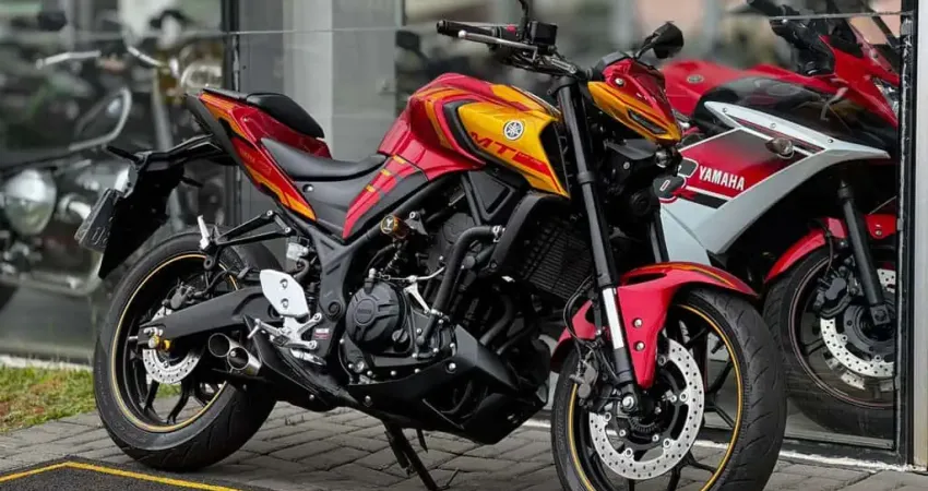 Yamaha MT-03 Homem de Ferro  - Vermelha - 2021/2022