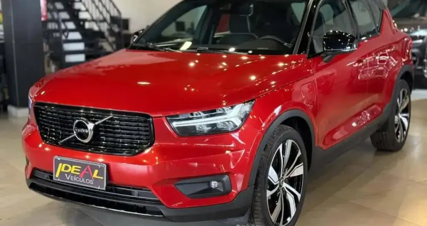 Volvo XC40 T-5 R-Design - Vermelha - 2021/2022