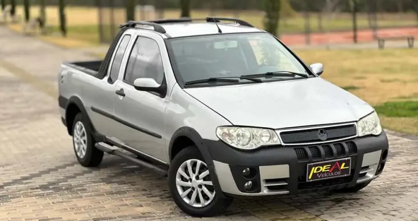 Fiat Strada Adv/Adv TRYON 1.8 mpi Flex 8V CE  - Prata - 2007/2008