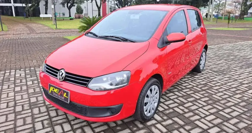 Volkswagen Fox 1.0 GII - Vermelha - 2010/2011