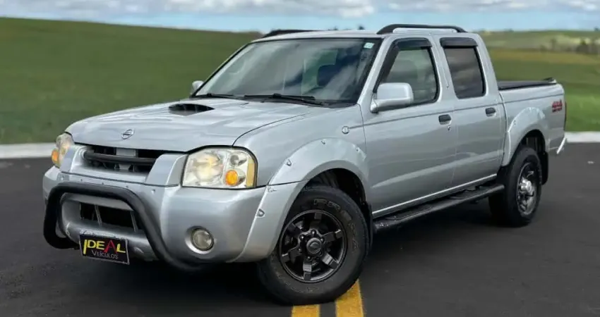 Nissan Frontier 2.8 4x4 - Prata - 2007/2008