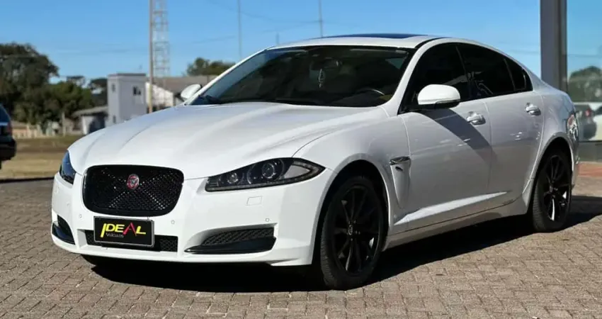 Jaguar XF 2.0 LUXURY - Branca - 2015/2015