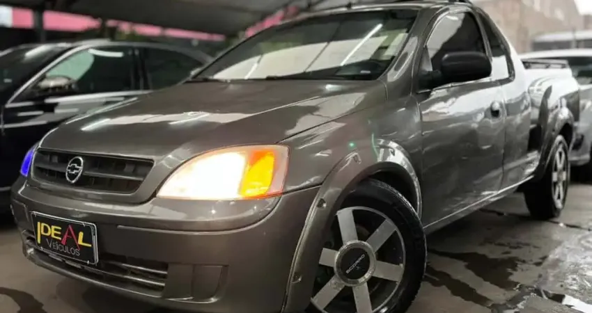 Chevrolet Montana 1.8 - Cinza - 2004/2004