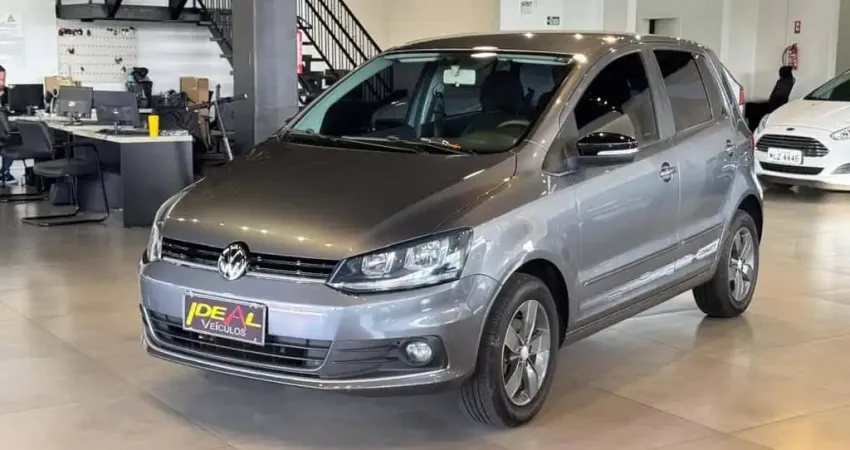 Volkswagen Fox CONNECT  - Cinza - 2018/2019