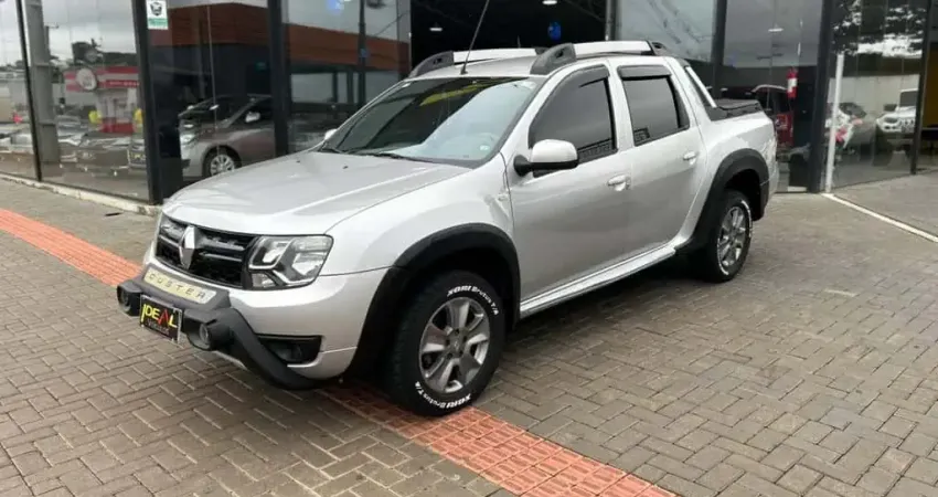 Renault Duster Oroch Dynamique - Prata - 2015/2016