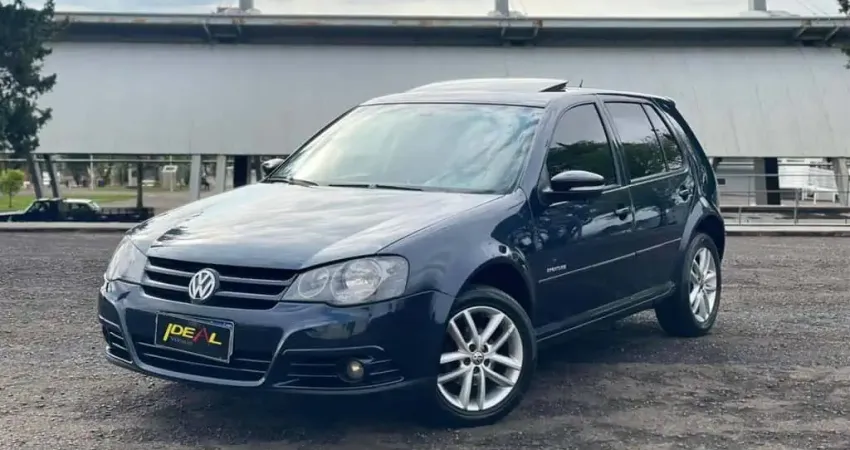 Volkswagen Golf 1.6 Sportline - Azul - 2012/2013