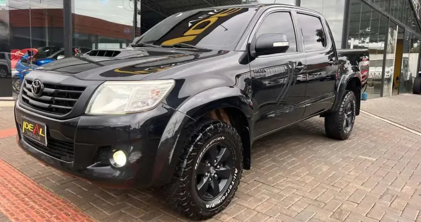 Toyota Hilux SRV 4x4 - Preta - 2011/2012