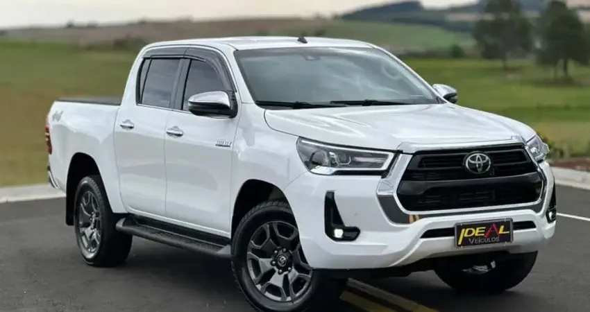 Toyota Hilux CD SRX 4x4 2.8 Diesel Aut.  - Branca - 2021/2021