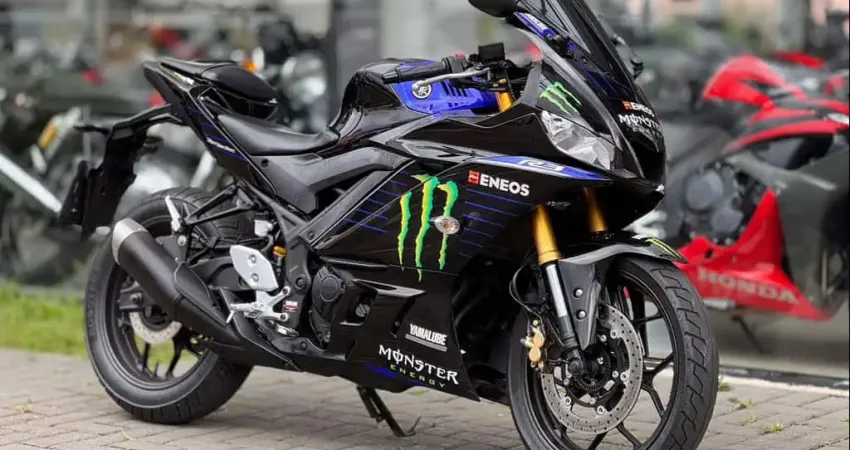 Yamaha YZF R-3 321/ABS - Preta - 2020/2021