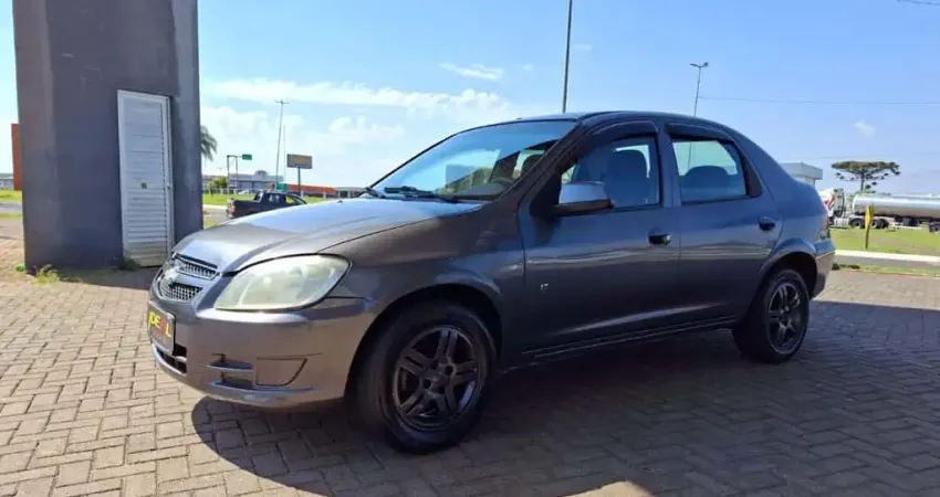 Chevrolet Prisma 1.4 LT - Cinza - 2011/2012