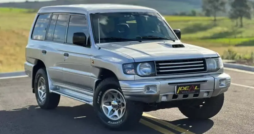 Mitsubishi Pajero GLS 2.8 Diesel Turbo Mec.  - Prata - 1998/1999