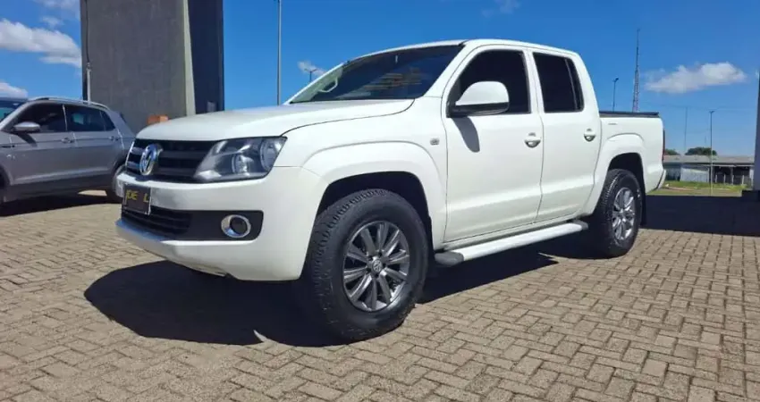Volkswagen Amarok CD 2.0 4X4 S - Branca - 2014/2014