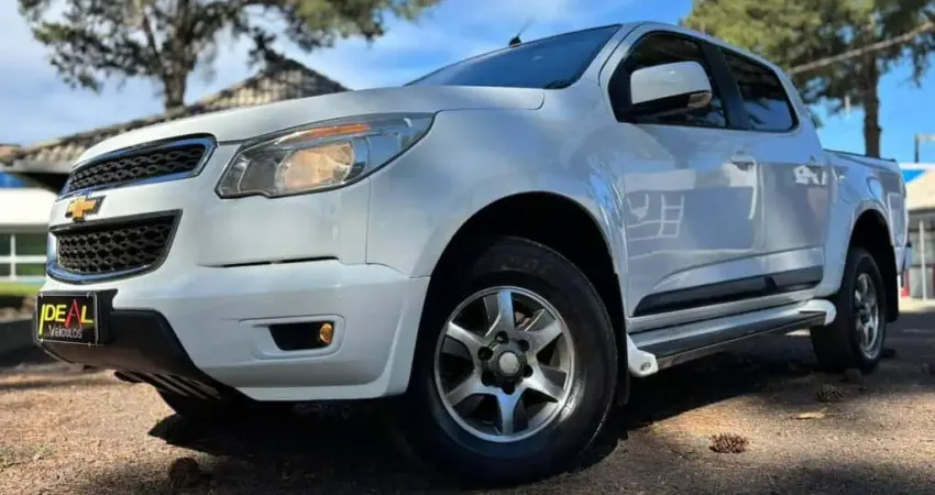 Chevrolet S-10 Pick-up LT 2.4 - Branca - 2012/2013