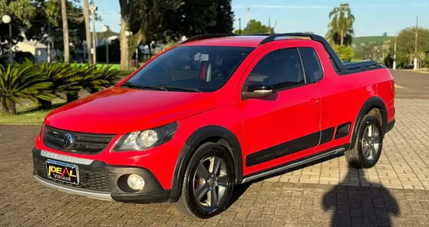 Volkswagen Saveiro Cross 1.6 Cabine Estendida  - Vermelha - 2011/2012