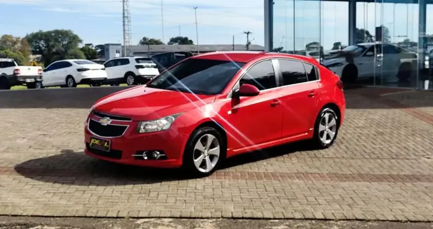 Chevrolet Cruze HB Sport LT 1.8 - Vermelha - 2013/2014