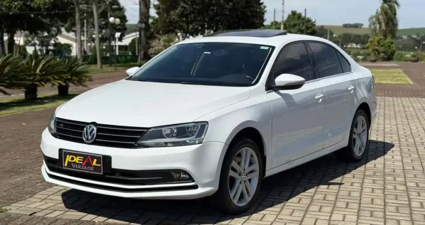 Volkswagen Jetta Highline 2.0 TSI  - Branca - 2015/2015