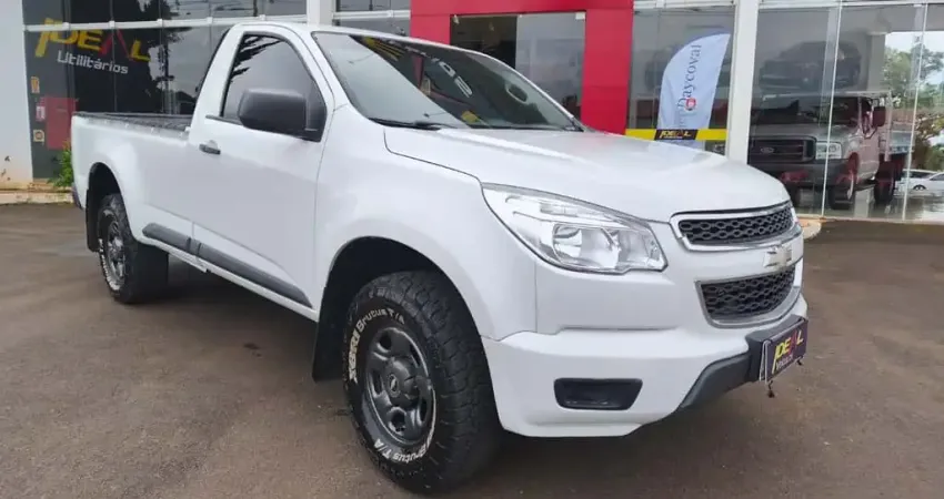 Chevrolet S-10 LS 4X4  - Branca - 2012/2013