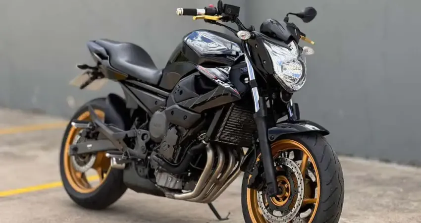 Yamaha XJ6 N - - Preta - 2011/2012