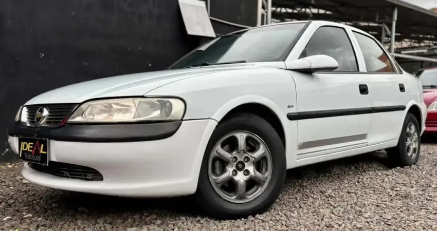 Chevrolet Vectra 2.0 GLS - Branca - 1998/1998