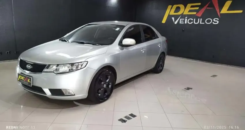 Kia Cerato 1.6 16V Aut. - Prata - 2009/2010