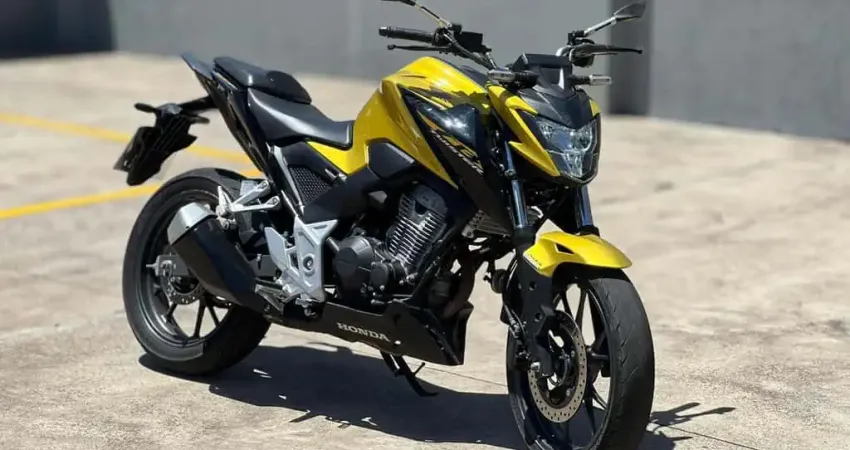 Honda CB 300 Twister Flex  - Dourada - 2023/2023