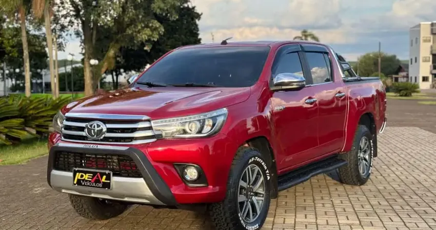 Toyota Hilux SR Challenge 4x4 2.8 TDI  - Vermelha - 2017/2018
