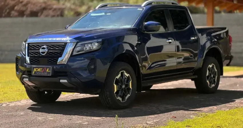 Nissan Frontier PLATIUM - Azul - 2022/2023