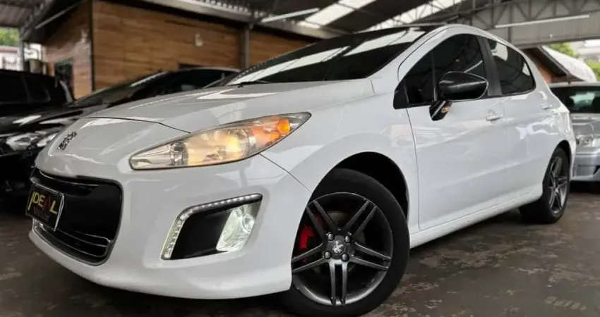 Peugeot 308 Allure 2.0 - Branca - 2013/2014