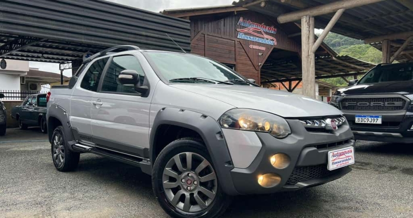 Fiat Strada Adventure1.8/ 1.8 LOCKER Flex CD  - Prata - 2017/2018