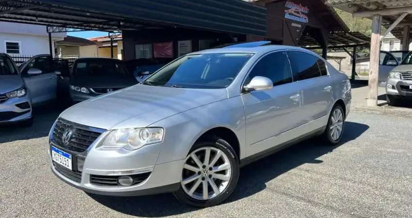 Volkswagen Passat TB 2.0 FSI/TSI 211cv Tiptronic 4p  - Prata - 2007/2008