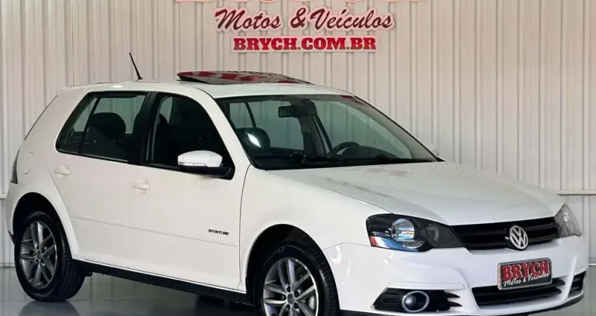 Volkswagen Golf Sportline 1.6 Mi Total Flex 8V 4p  - Branca - 2012/2013