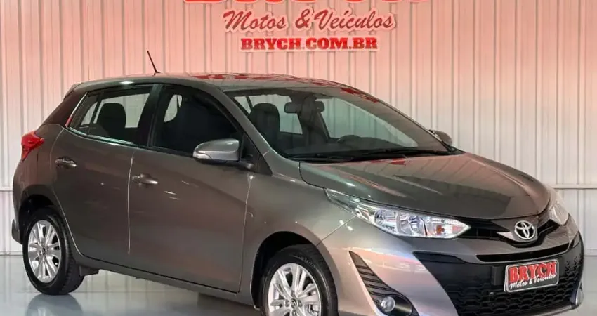 Toyota Yaris XL 1.3 Flex 16V 5p Aut.  - Cinza - 2019/2019