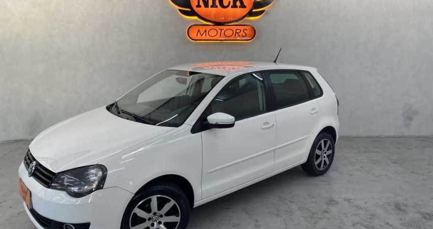 VOLKSWAGEN POLO 1.6 E-Flex 8V 5p