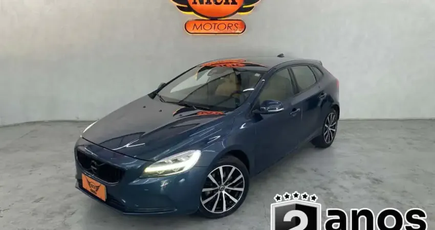 VOLVO V40 T-4 MOMENTUM 2.0 Aut.
