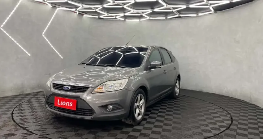 FORD FOCUS FOCUS SEDAN SE 2.0 POWERSHIFT
