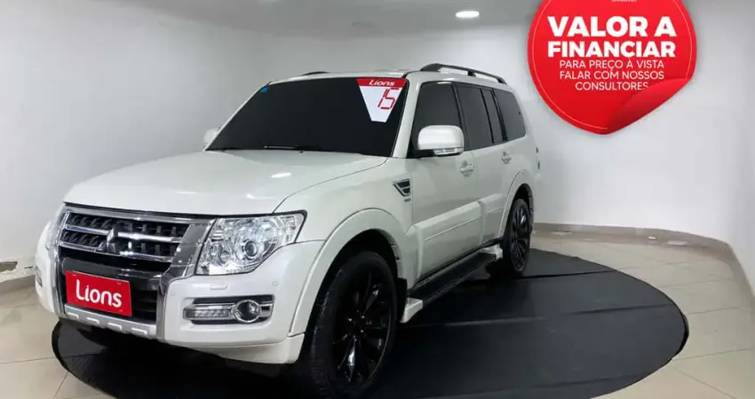 MITSUBISHI PAJERO FULL 3.8 HPE FULL V6 24V 233cv 2P