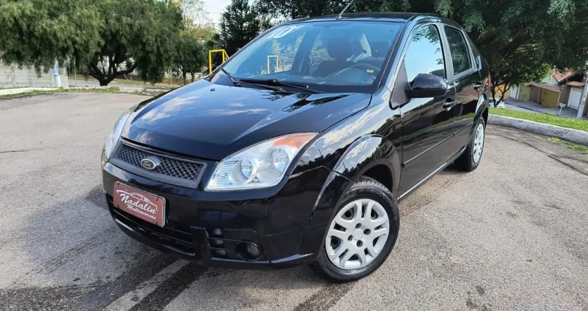 Fiesta Sedan 1.6 flex completo 2010