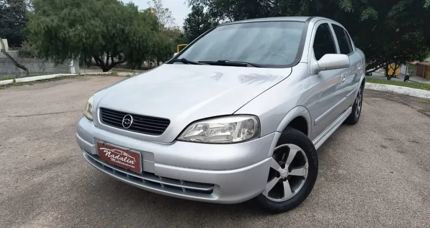 Astra Sedan GL manual 2000 completo