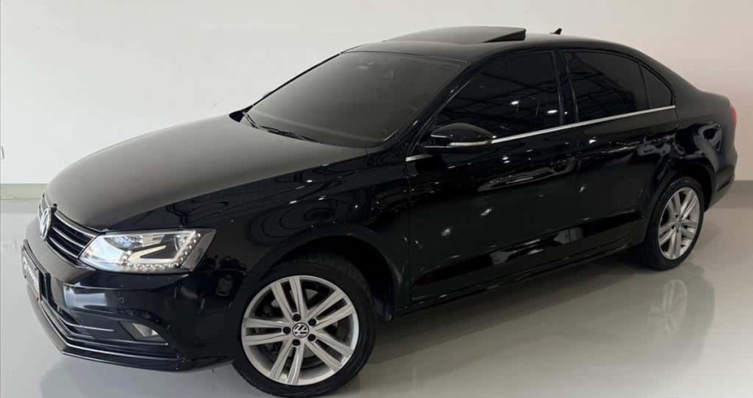 VOLKSWAGEN JETTA 2.0 TSI HIGHLINE 211CV GASOLINA 4P TIPTRONIC