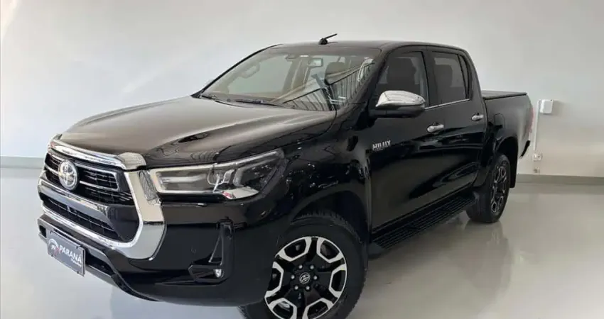 TOYOTA HILUX 2.8 D-4D TURBO DIESEL CD SRX 4X4 AUTOMÁTICO
