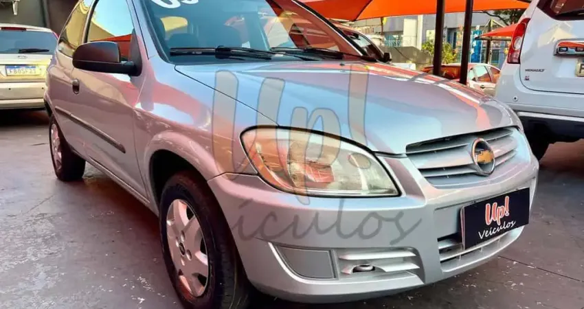 Chevrolet Celta M/ 2P SPIRIT - Prata - 2008/2009