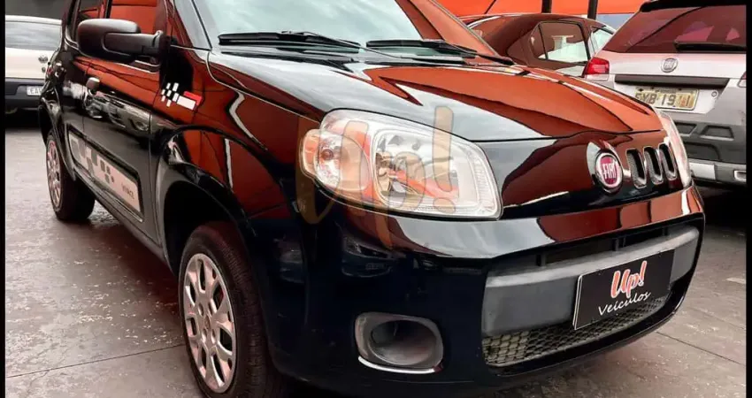 Fiat Uno VIVACE 1.0 - Preta - 2013/2014