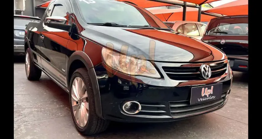 Volkswagen Saveiro 1.6 CE - Preta - 2012/2013