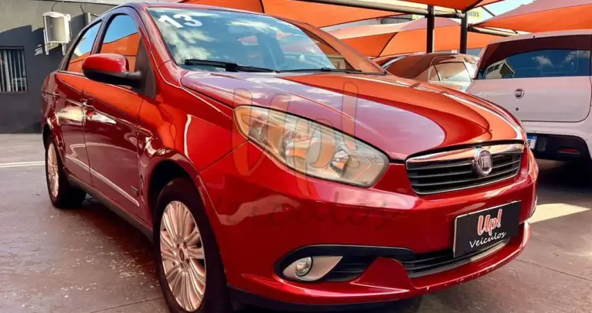 Fiat Siena 1.6 16V 4P ESSENCE FLEX - Vermelha - 2012/2013