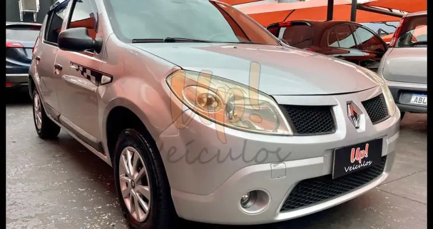 Renault Sandero  1.0 16V 4P FLEX AUTHENTIQUE  - Prata - 2010/2011