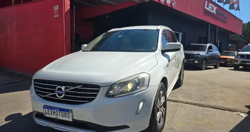 VOLVO XC60 T5 2.0 COMFORT 2015 IMPERDÍVELMENTE LINDA PARA VOCÊ